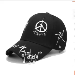 Kšiltovka Punk Cool
