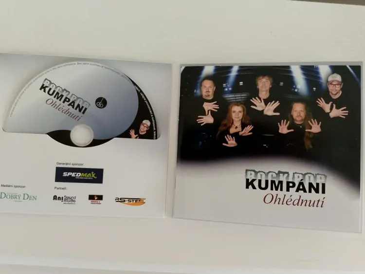 KUMPÁNI