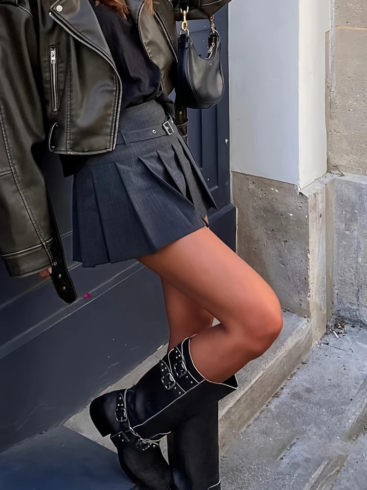 Minisukně Street Style I.